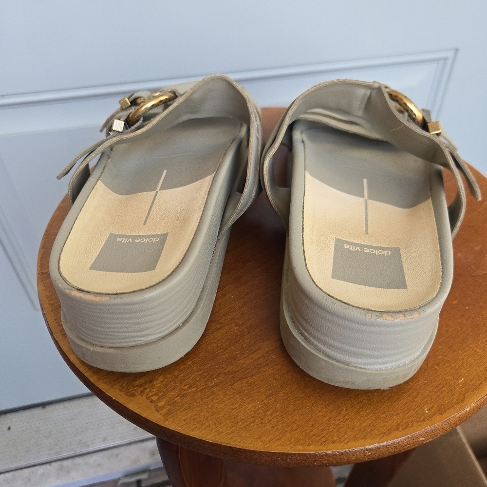 Dolce Vita Soya Platform Sandal - Picture 6 of 7